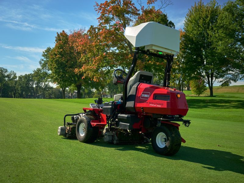 toro-etriflex-3360-geolink-mow-3.jpg