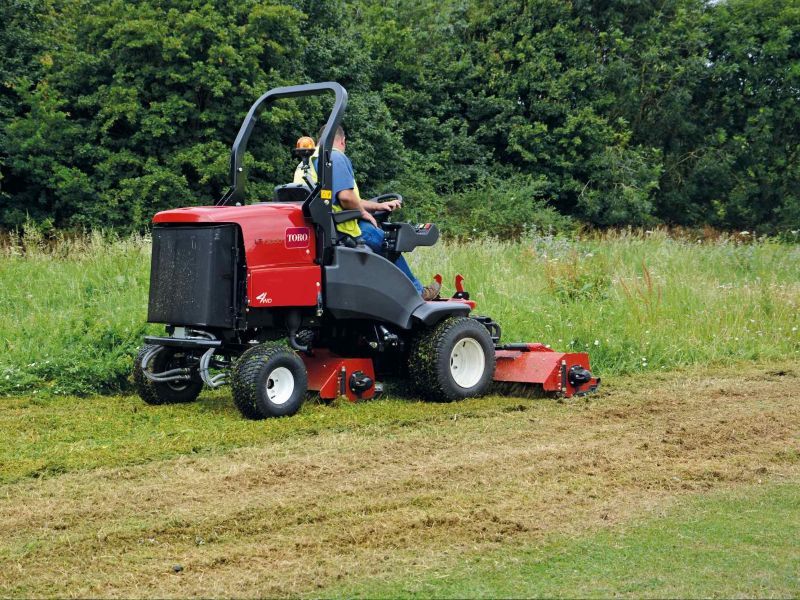 toro-lt-f3000-8.jpg